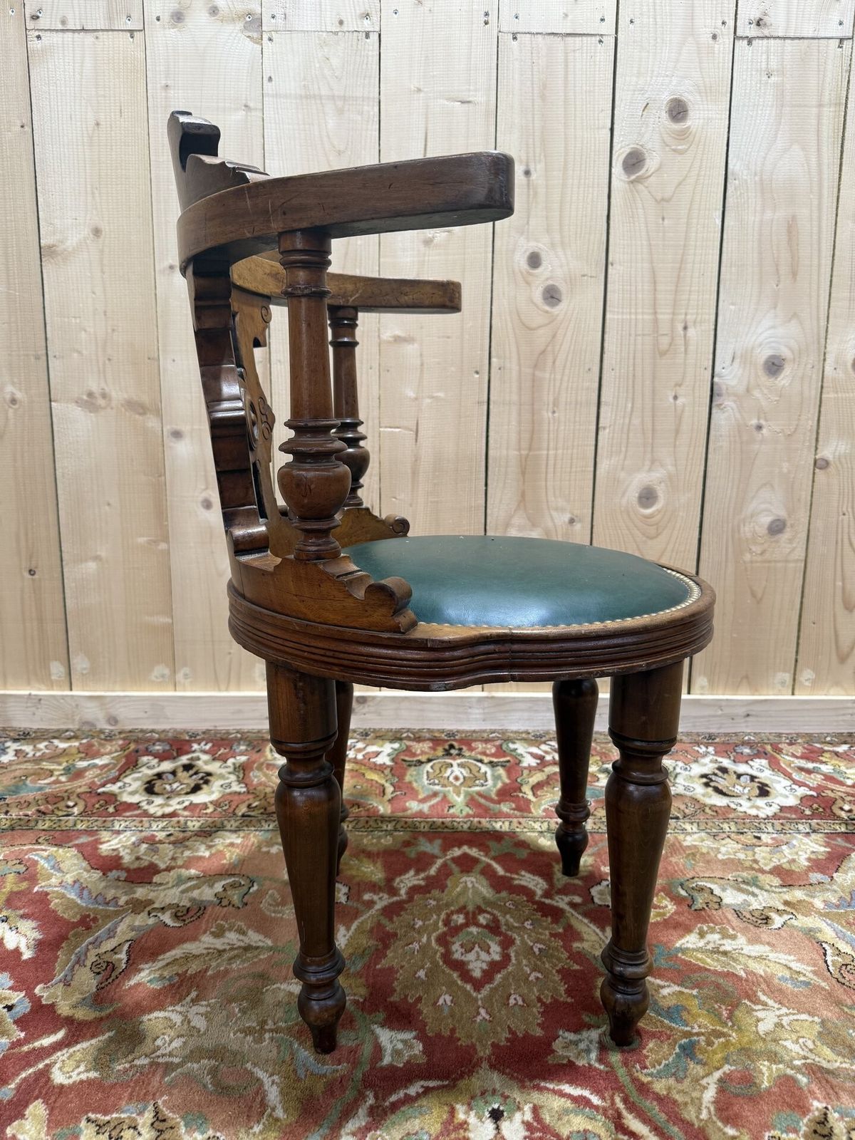 Fauteuil De Bureau à En Noyer Napoléon III photo vinterior