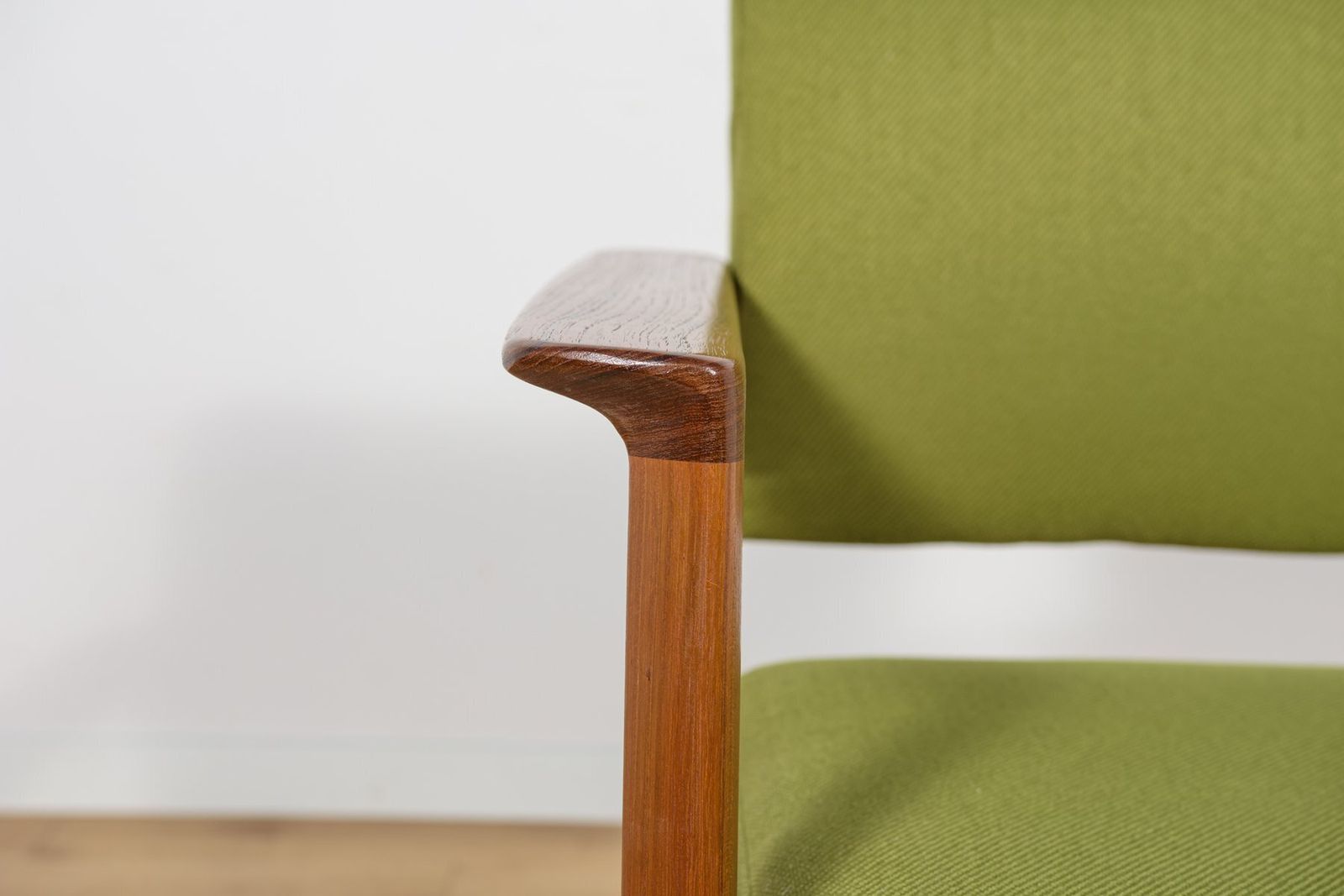 photo vinterior Mid Century Modern Danish Armchair, 1960s