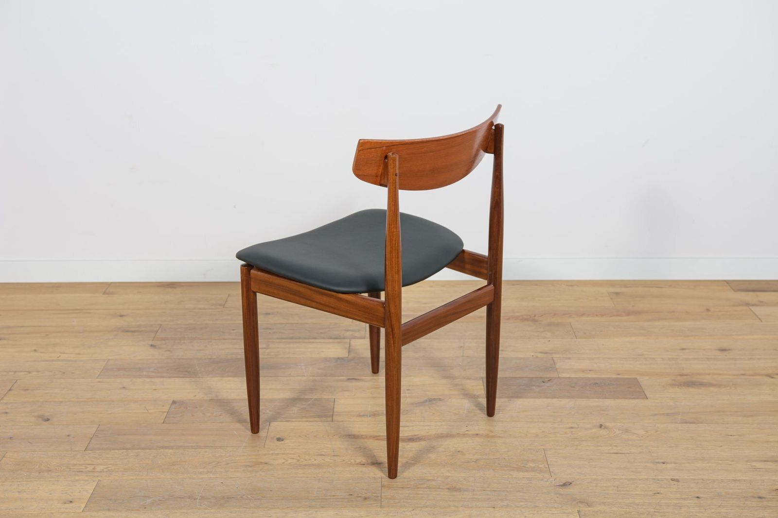 1739.0 Mid Century Dining Chairs In Teak By Ib Kofod Larsen For G Plan, Great Britain, 1960s, Set Of 4 photo