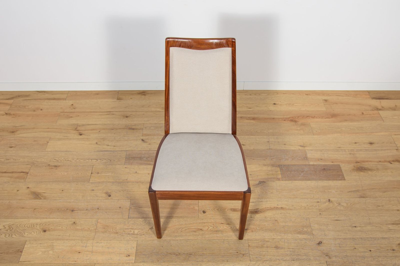 photo furniture Mid Century Teak Dining Chairs By Leslie Dandy For G Plan, United Kingdom, 1960s, Set Of 6