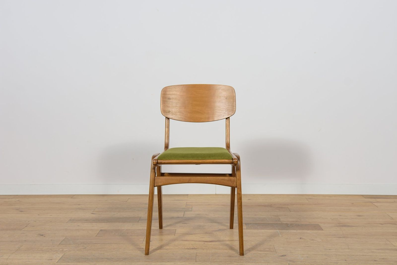 Model 229xb Boomerang Dining Chairs From Goscinski Furniture Factory, Poland, 1960s, Set Of 4 photo buy