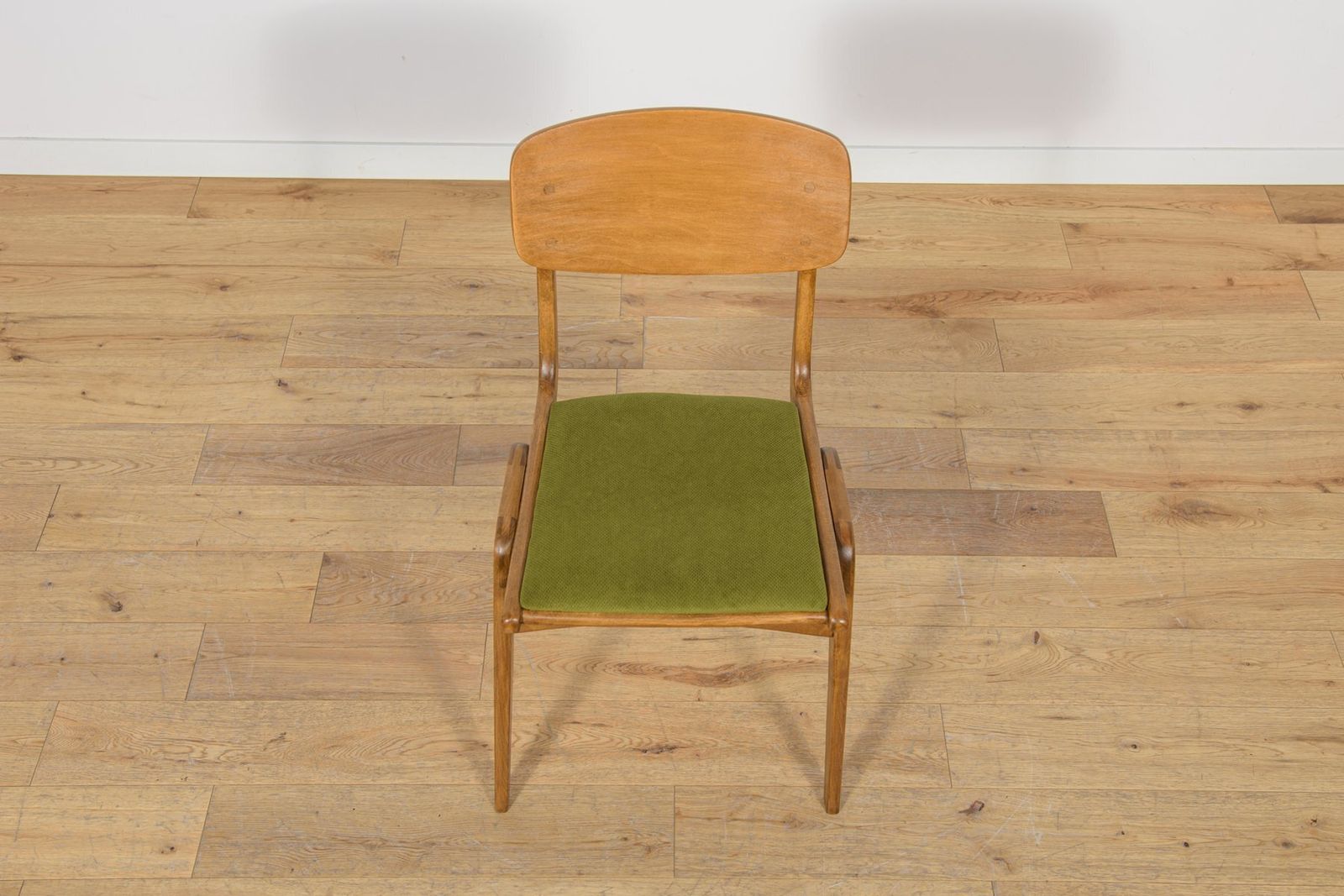Model 229xb Boomerang Dining Chairs From Goscinski Furniture Factory, Poland, 1960s, Set Of 4 photo vintage