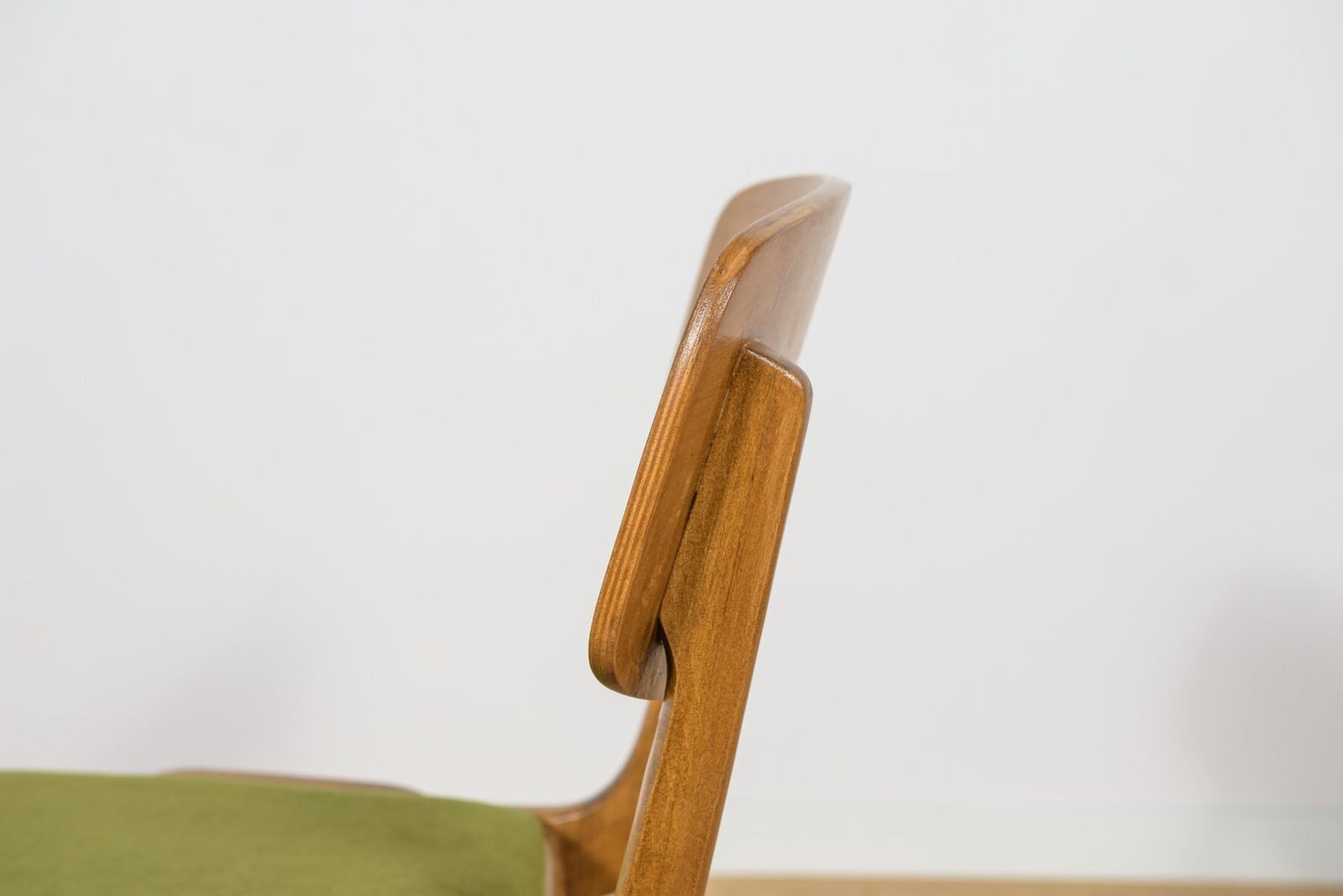 photo buy Model 229xb Boomerang Dining Chairs From Goscinski Furniture Factory, Poland, 1960s, Set Of 4