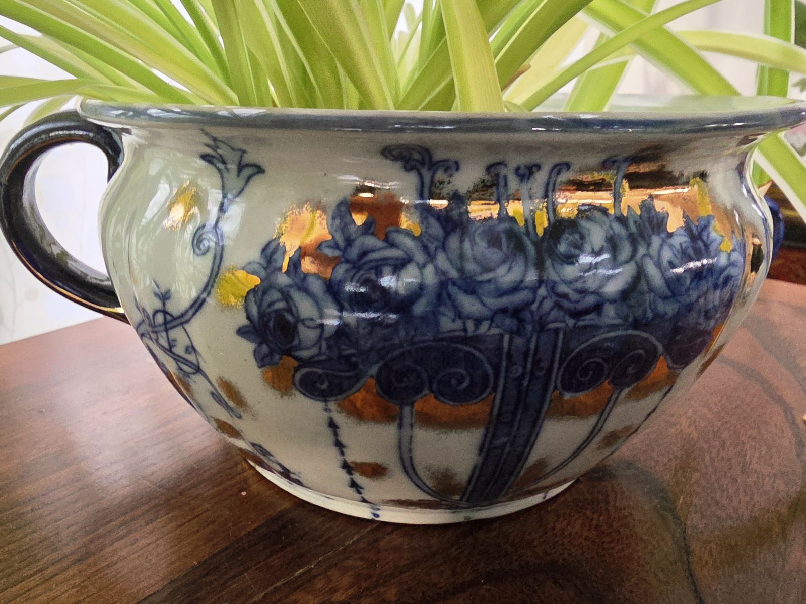 Blue & White Oriental Design Chamber Plant Pot