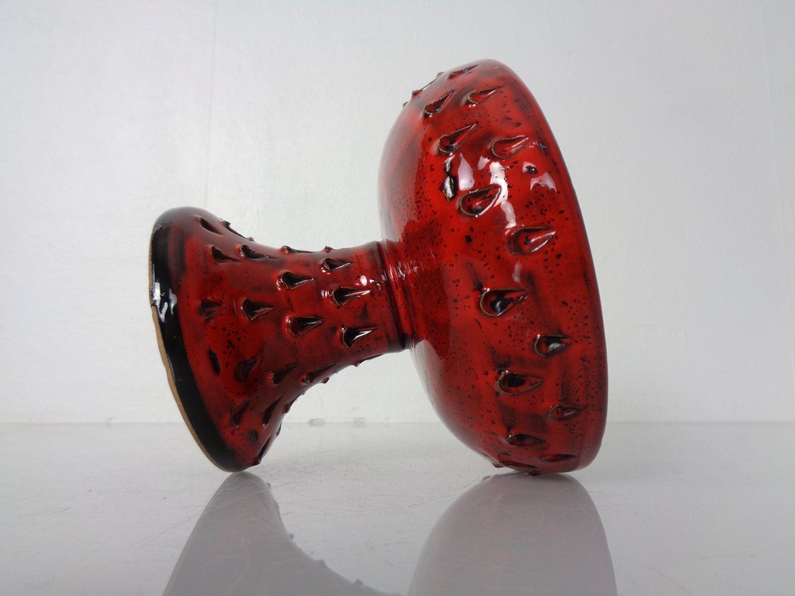 Italian Strawberry Ceramic Vase By Fratelli Fanciullacci For Bitossi, 1960s photo vintage