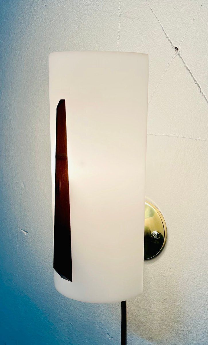 Italian Wall Lamp In Black Lacquered Brass, Acrylic Glass And Wood Finish, 1960s