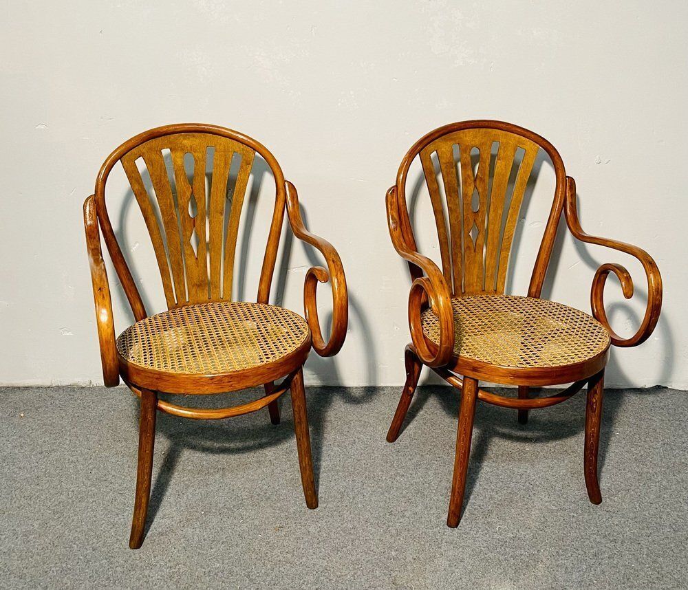 Art Nouveau Armchairs By Michael Thonet For Thonet, Late 19th Century, Set Of 2