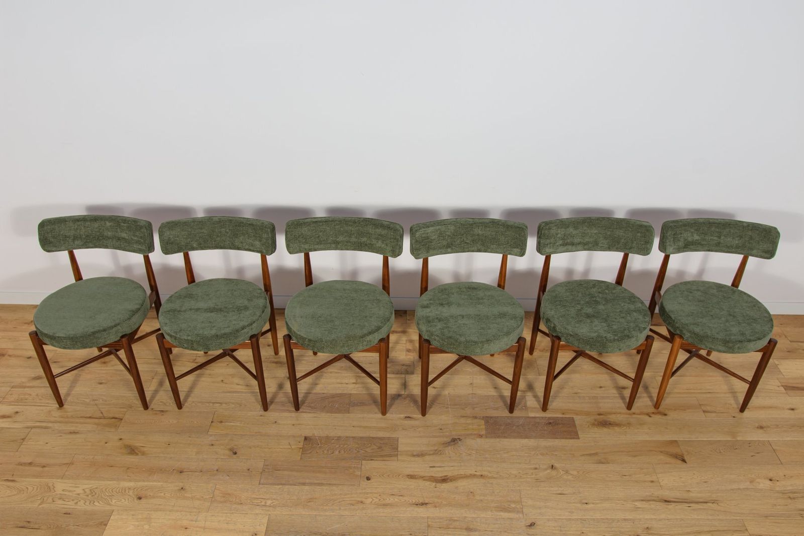 Mid Century Teak Dining Chairs By Ib Kofod Larsen For G Plan, 1960s, Set Of 6 photo vinterior
