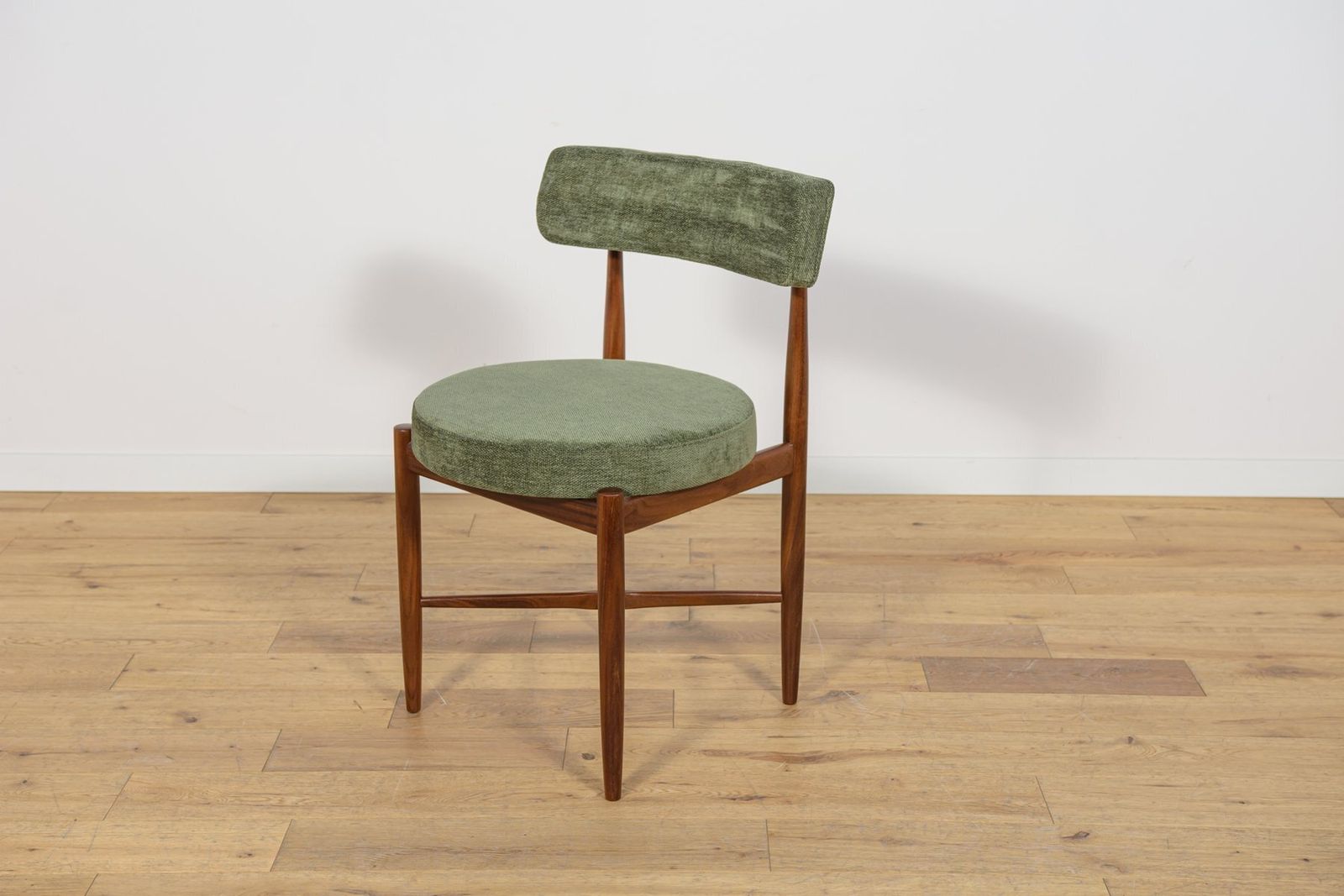 Mid Century Teak Dining Chairs By Ib Kofod Larsen For G Plan, 1960s, Set Of 6 photo vintage