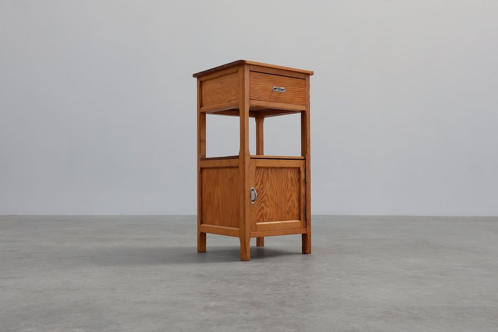 photo furniture Vintage French Art Deco Nightstand In Pine, 1940s