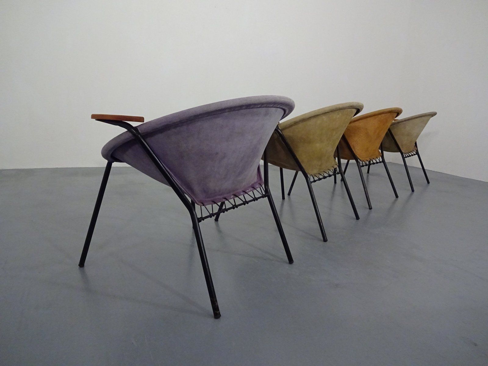Danish Sueded Balloon Chairs By Hans Olsen For Lea Furniture, 1950s, Set Of 4 photo Furniture