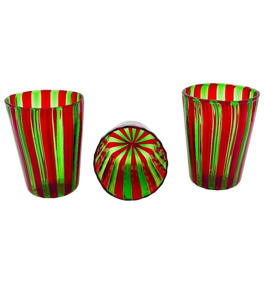 photo vinterior A Set Of Six Wonderful Italian Handblown Murano Glass Tumblers With Green And Red Stripes