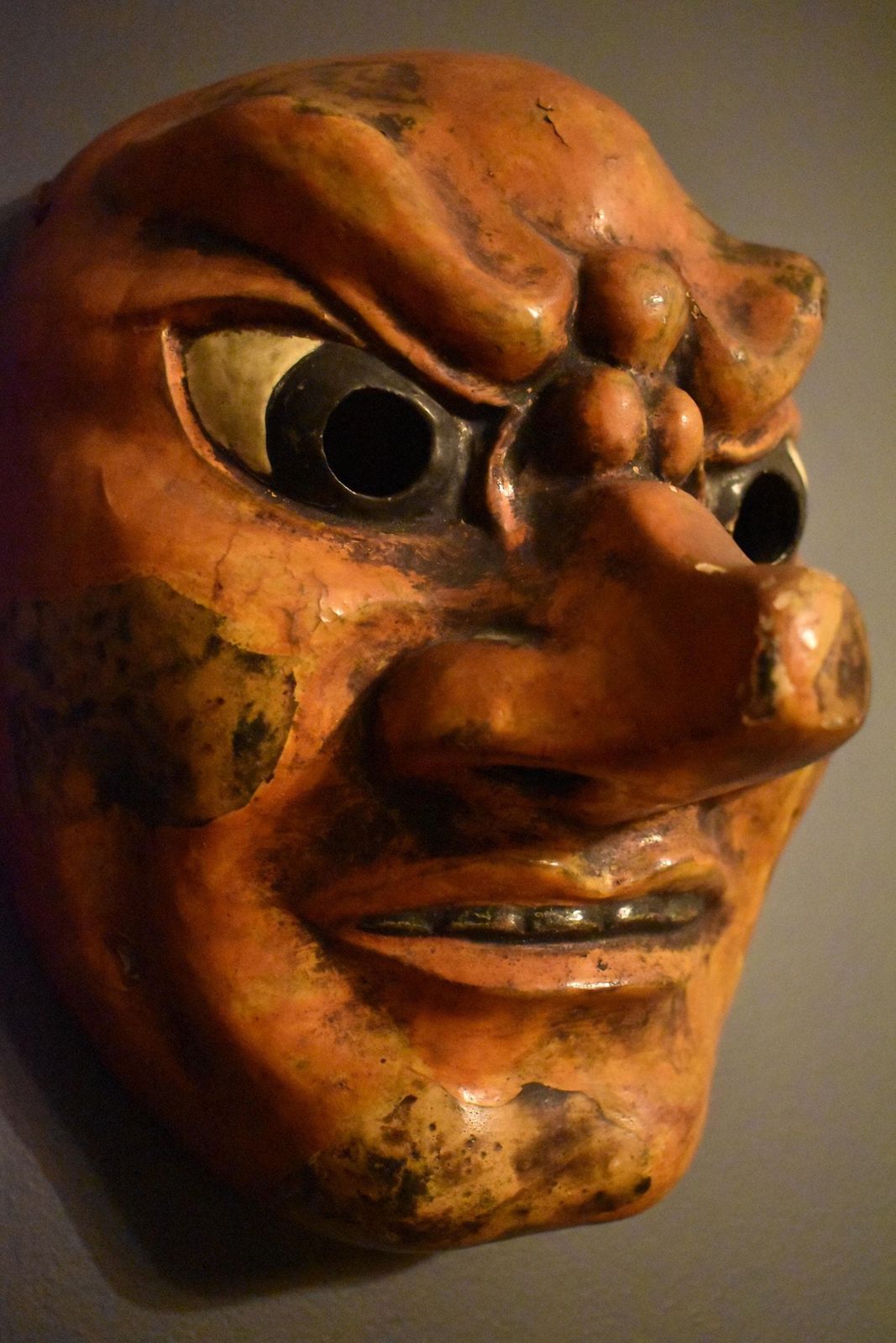 Horror Theatre Mask   Japanese Folk Art Wood Carved Display photo vinterior