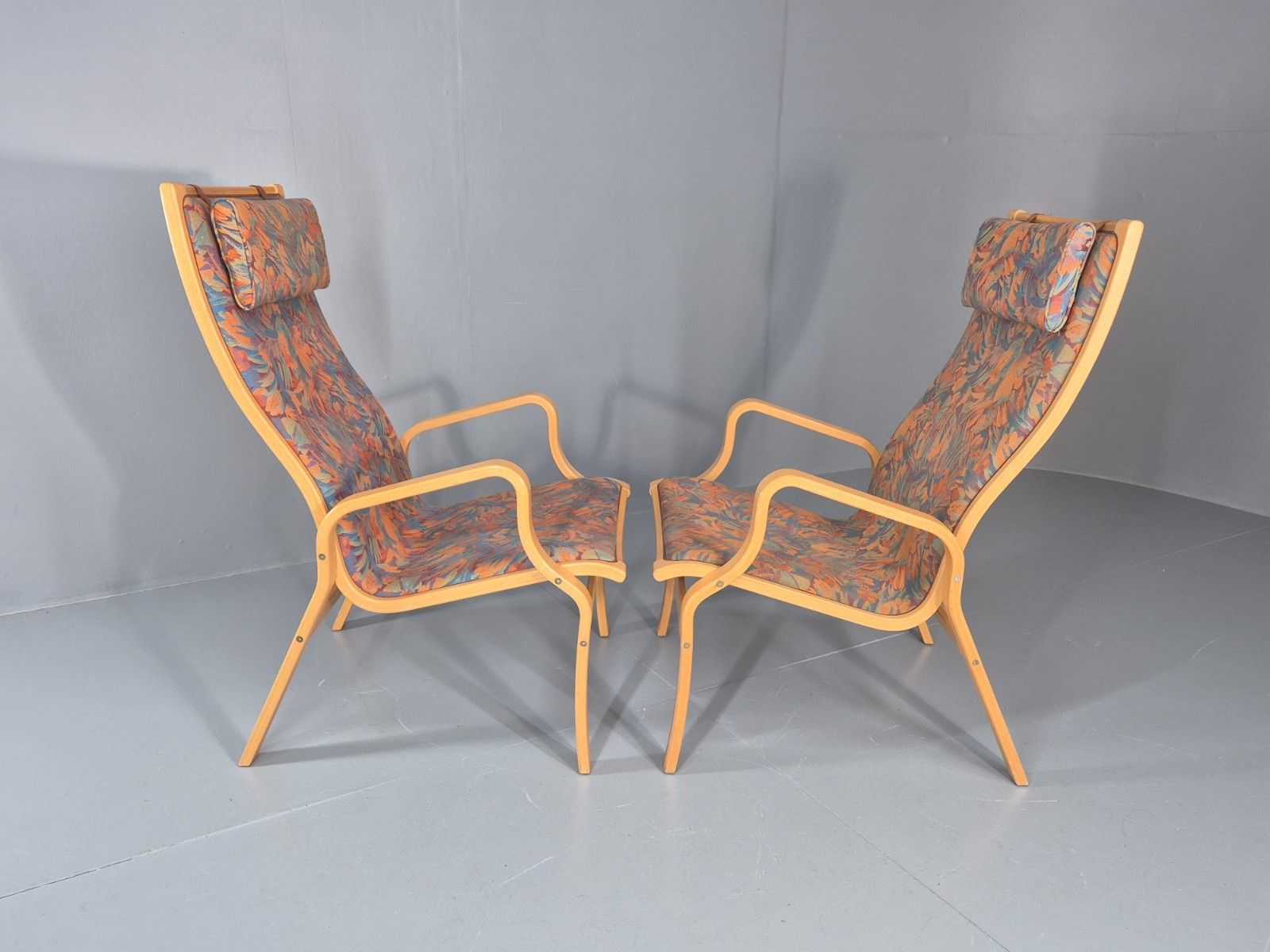 475.0 2 Vintage Bentwood Lounge Chairs Finn Ostergaard 1980s Retro Mcm Eb11337 Mben photo