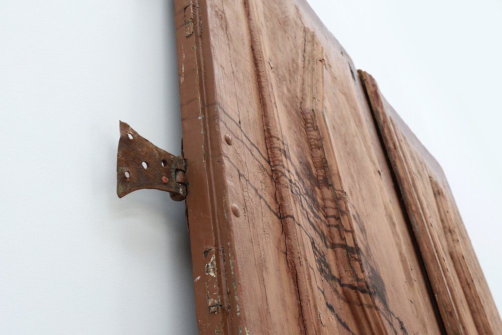 photo vinterior Large 17th Century Terracotta Lacquered Oak Monastery Doors, Portugal, Set Of 2