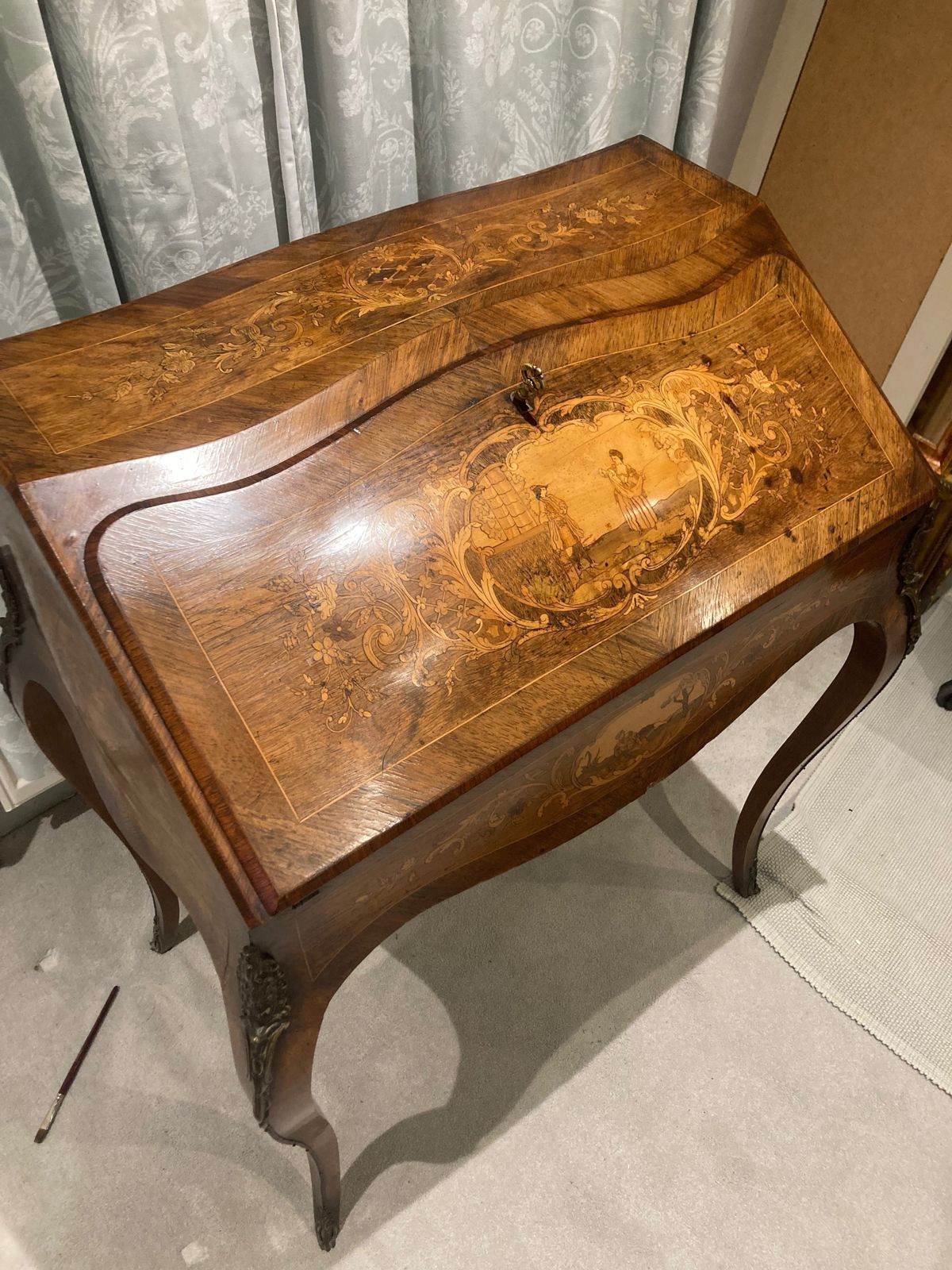 Bonheur Du Jour Ladies Writing Desk