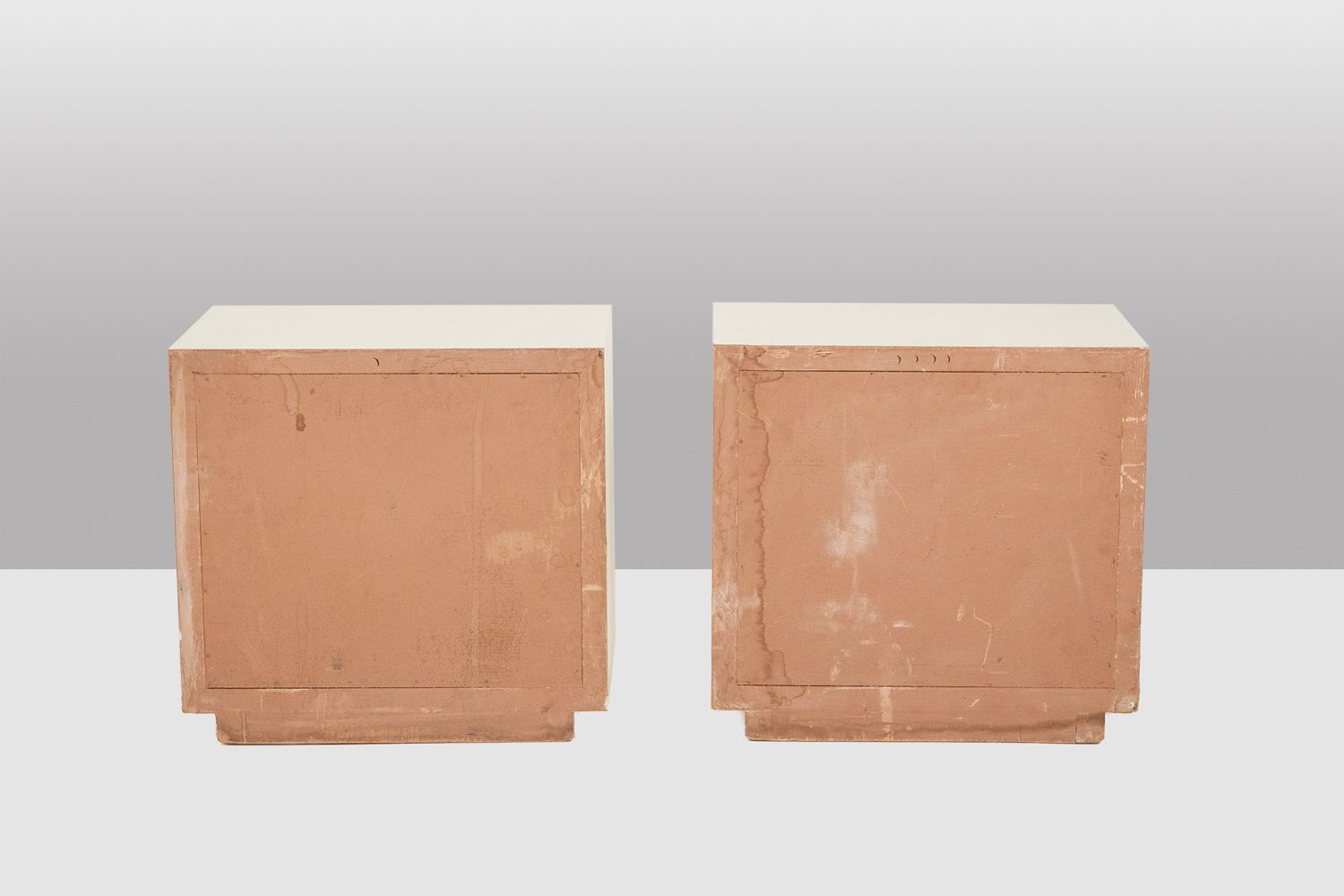 Furniture Luciano Frigerio Pair Of Lacquered Wood And Bronze Bedside Tables. 1970s photo