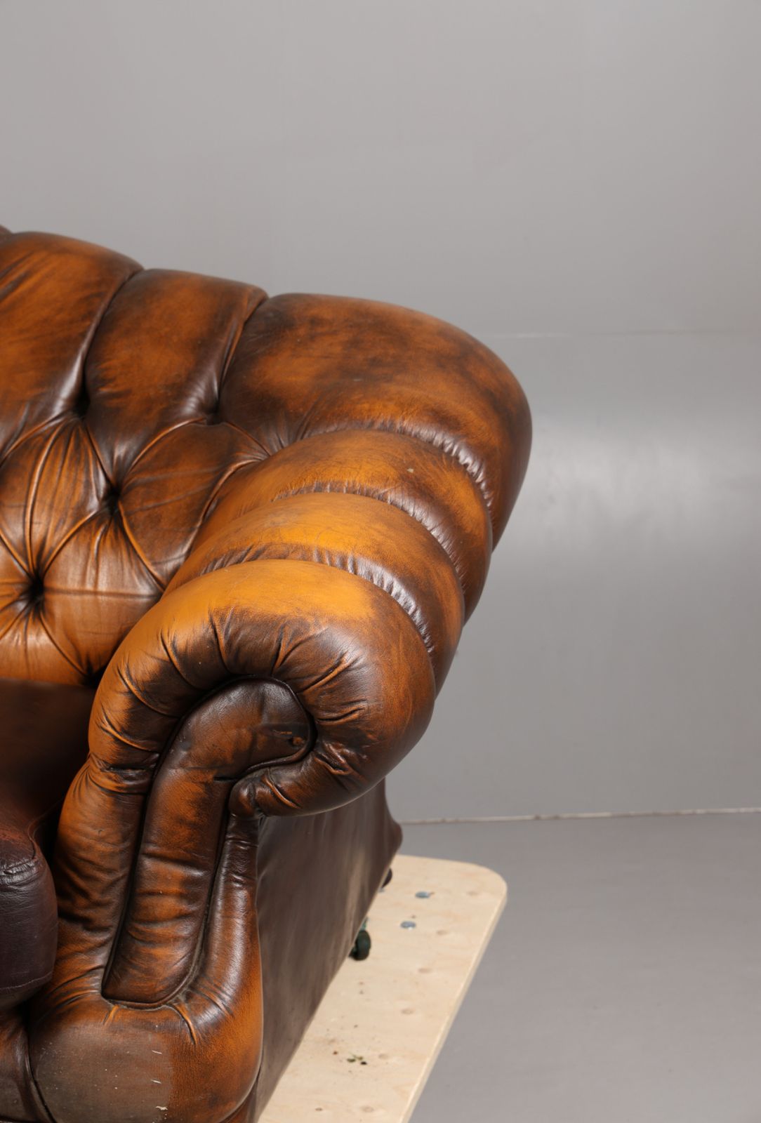 Thomas Lloyd Brown Chesterfield Scroll Arm Sofa photo 2300.0