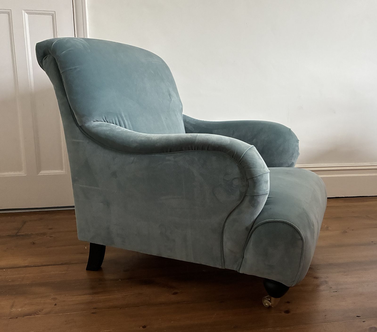 St Ives Armchair photo vinterior