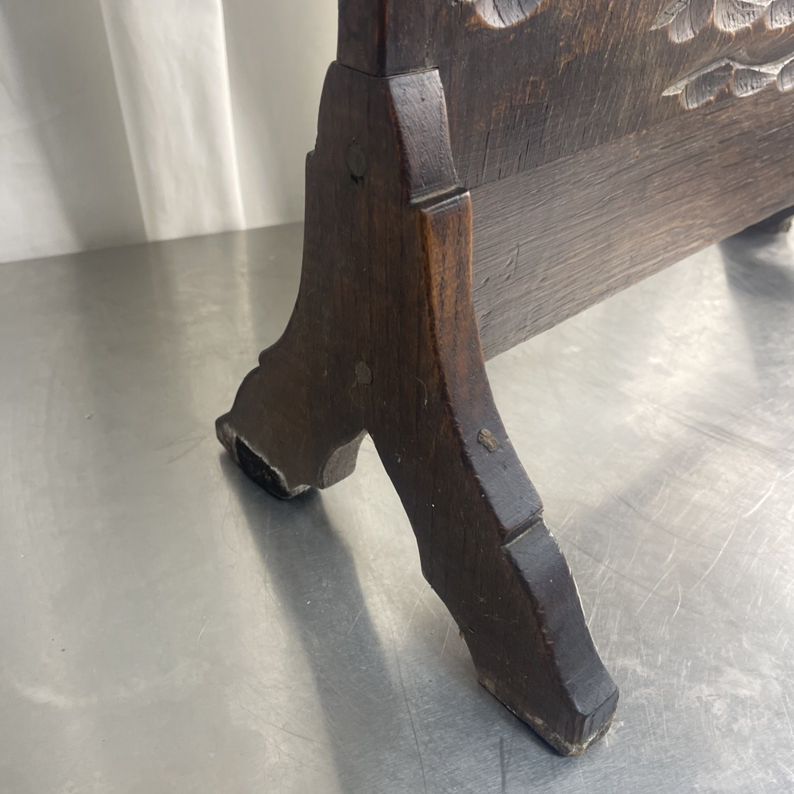 photo furniture Arts And Crafts Era Fire Guard