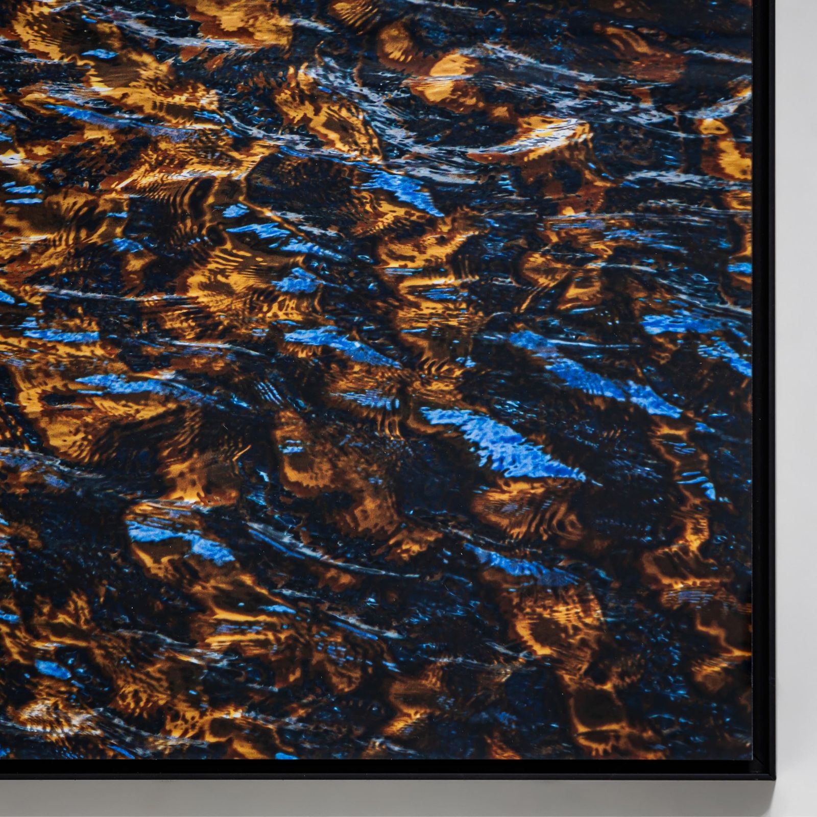 Ortwin Klipp (1977) – Liquids 231, Speicherstadt, Hamburg, Square Photograph, Limited Edition 21st Century photo 1050.0
