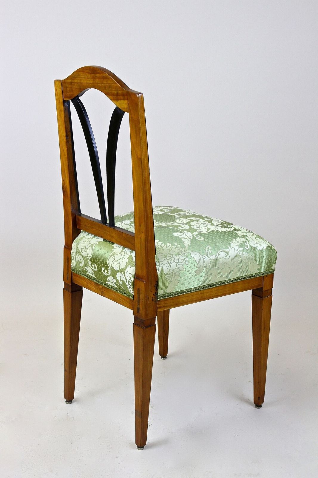 photo vinterior 18th Century Cherrywood Side Chair   Newly Upholstered, Austria Ca. 1790