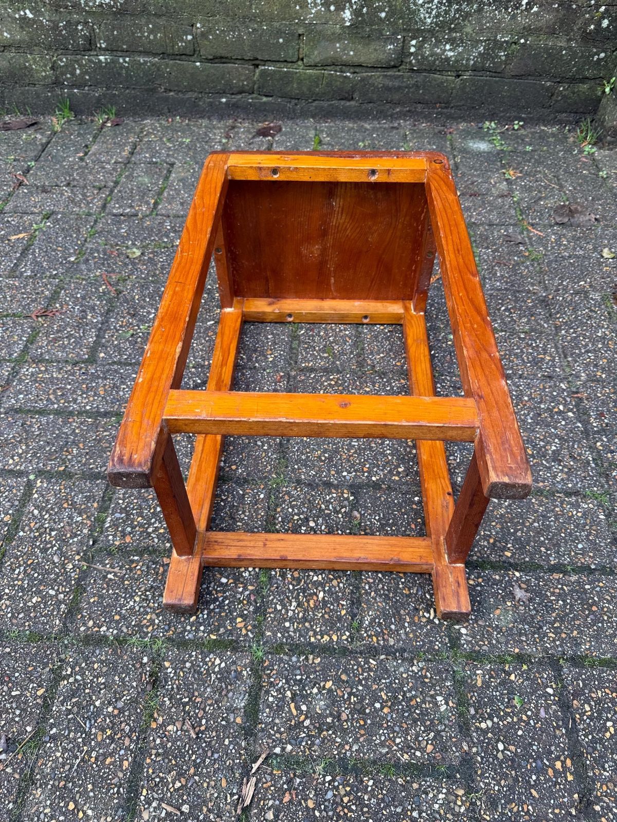 photo vintage Vintage Pine Utility Stool Or Stand With Rustic Vernacular Workshop Character, Kitchen Or Craft Stool