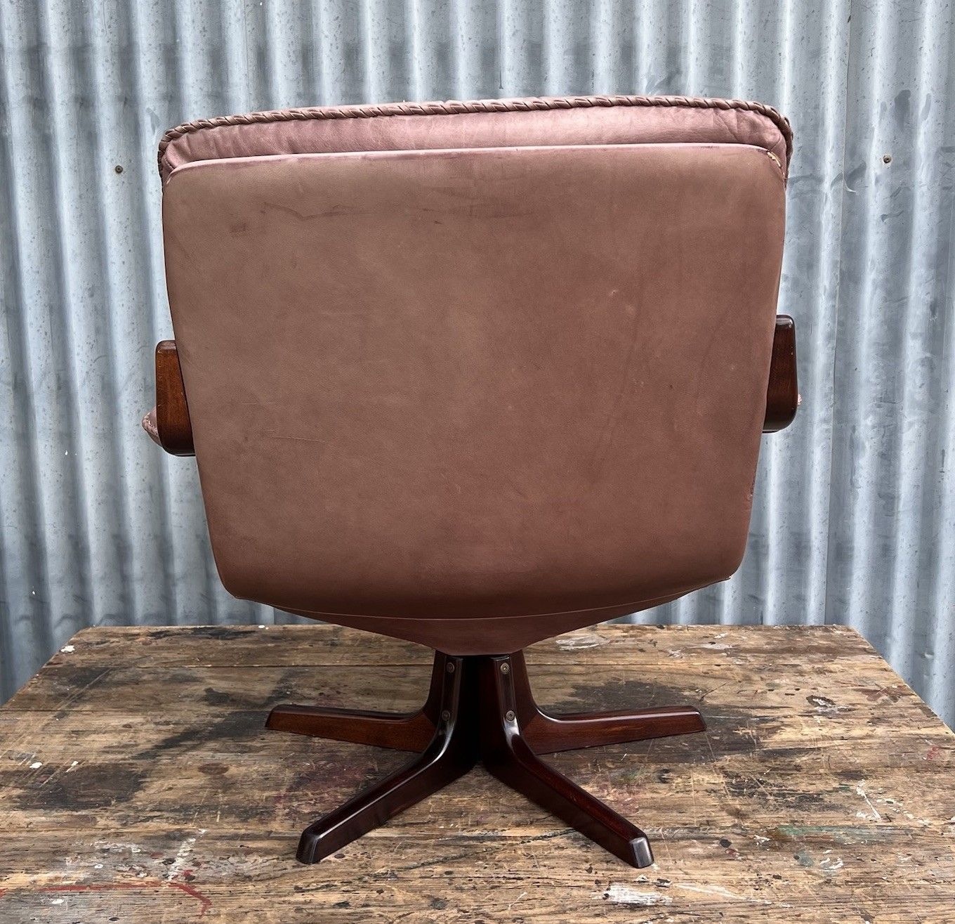 Vintage Berg Danish Leather Swivel Armchair Mid Century 70s Scandinavian Retro photo vintage
