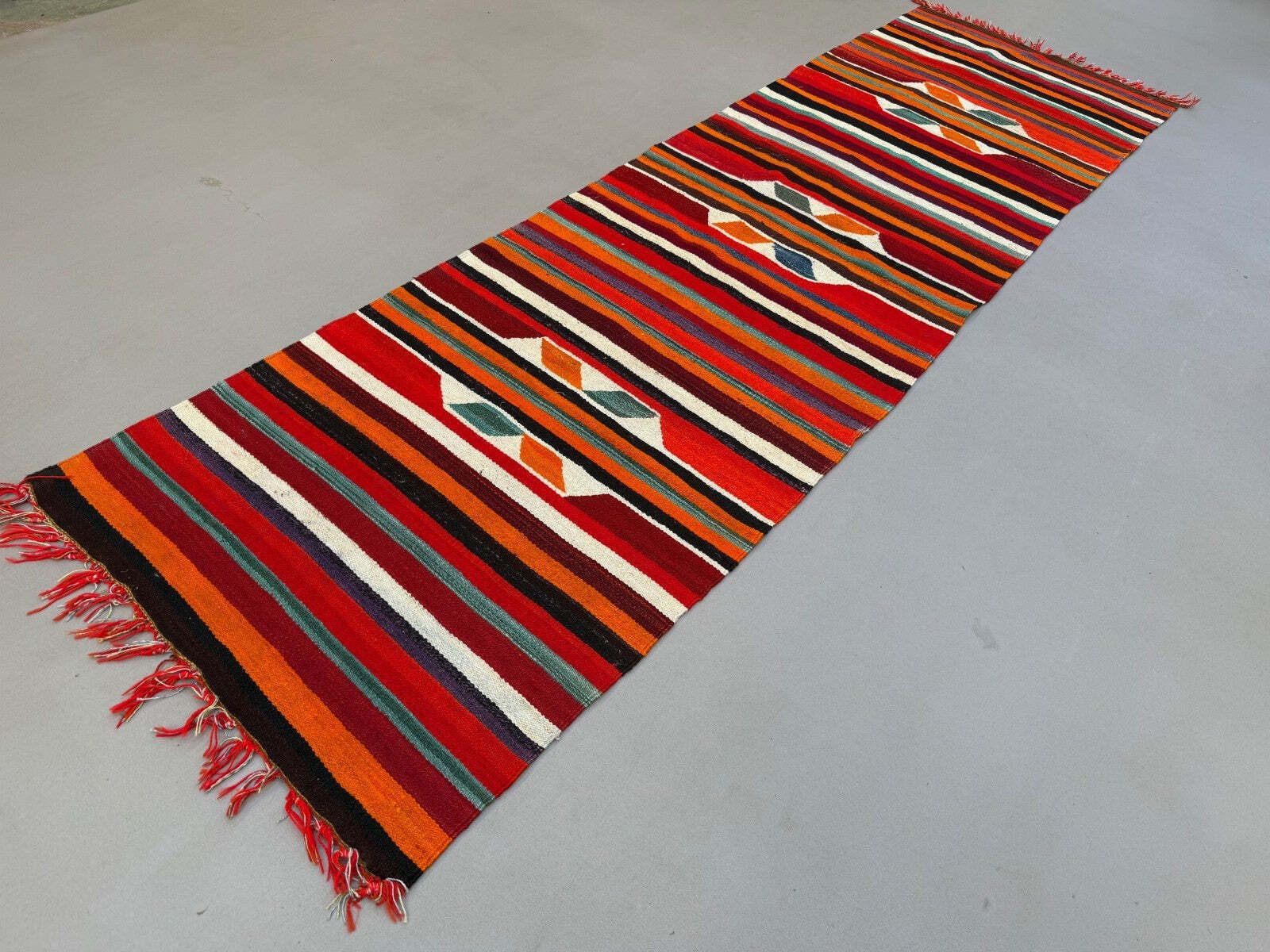 Turkish Kilim Runner 310x91 Cm, Vintage Kelim Rug, Long And Narrow 2513 photo buy