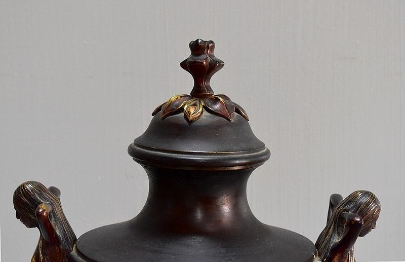 Pendulum Vase Art Nouveau 19th Century photo furniture