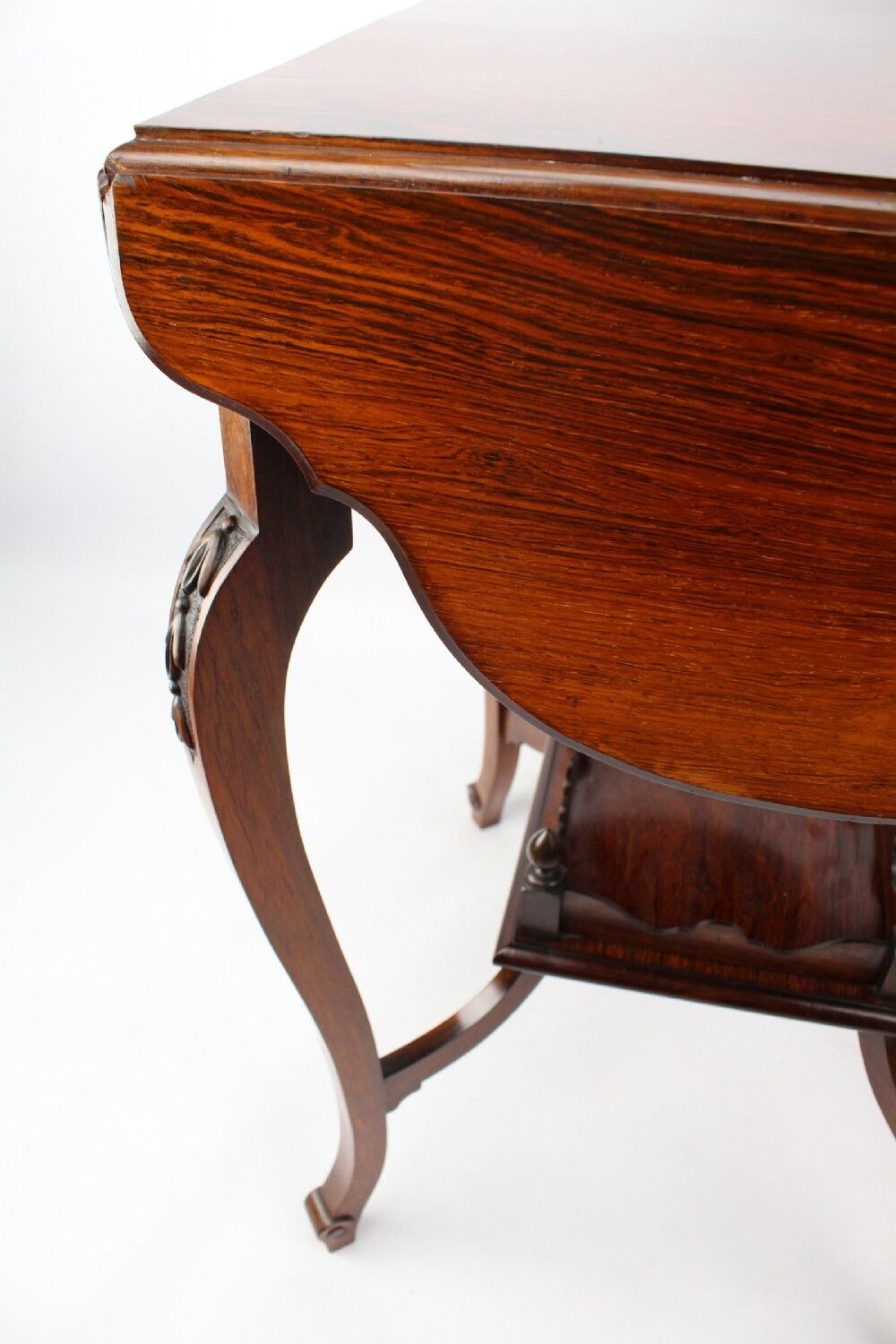 photo furniture Small Victorian Rosewood Games Table / Lamp Table “Gillow”