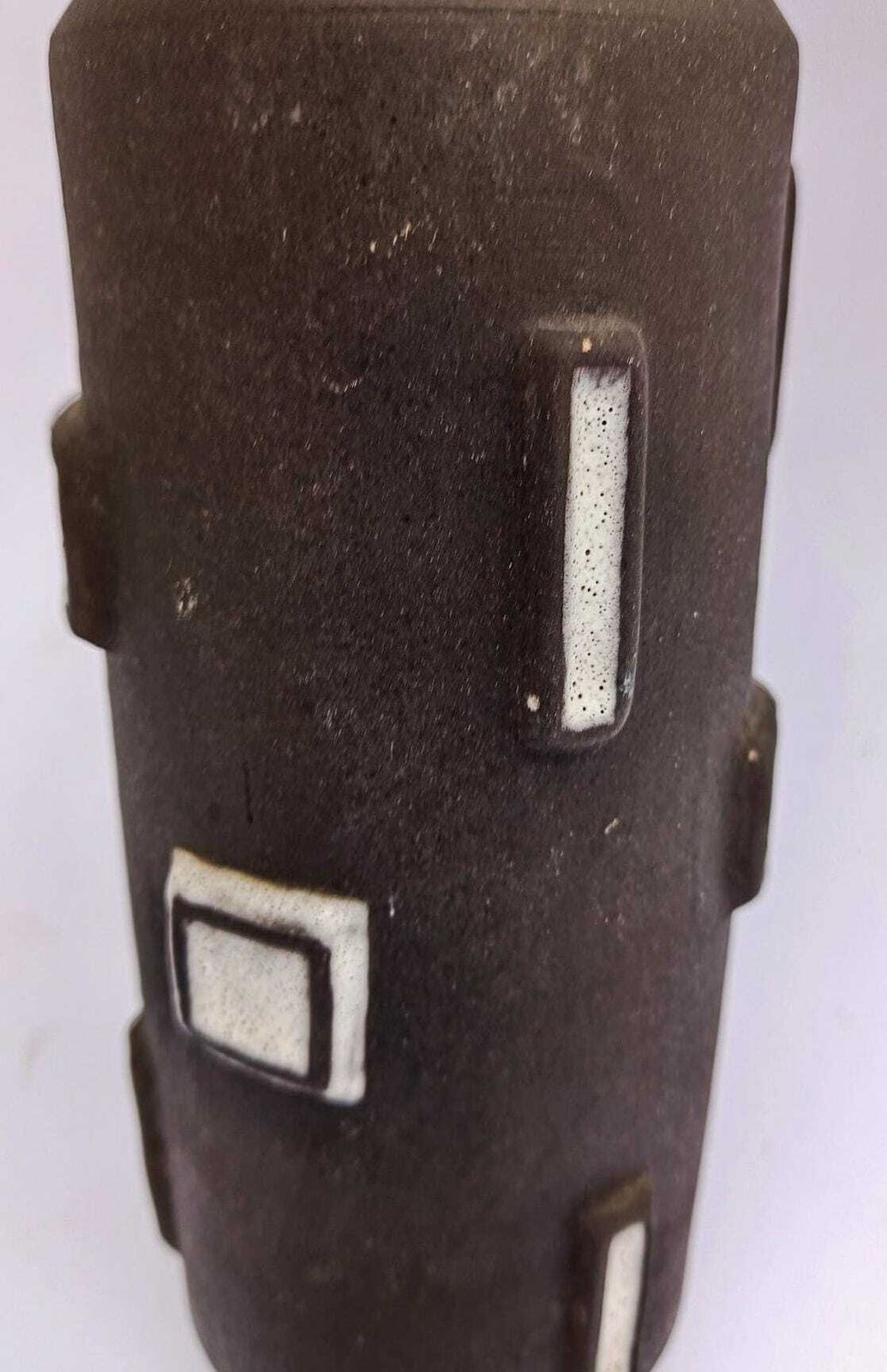 Rare Aldo Londi Bitossi Ceramic Vase, Mid Century Modern, Black, Spool, Frit Decoration photo vinterior