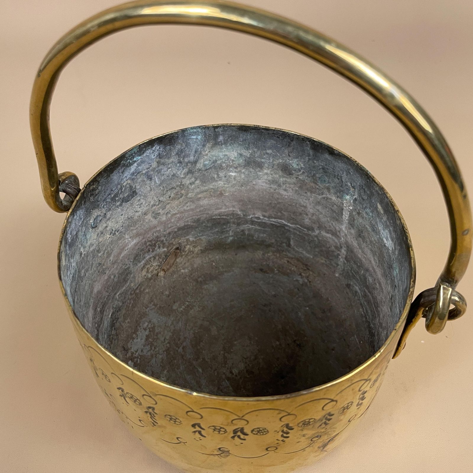 Indian Brass Metal Bucket Handled Engraved Floral Rim Decorative Pail Bowl Arts Crafts Gold Metal Home Decor Indoor Planter Plant Pot photo 55.0