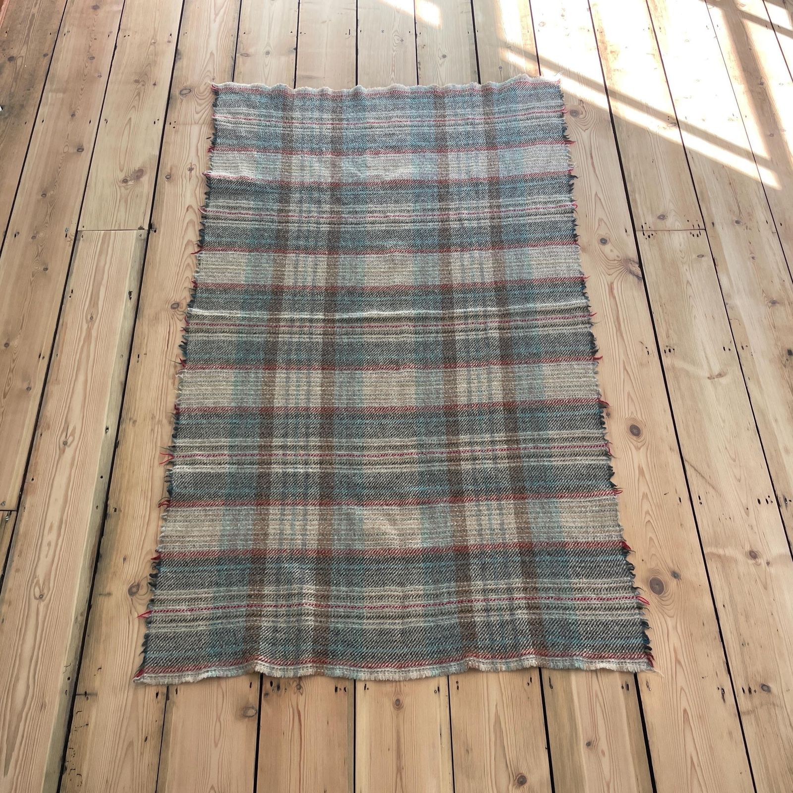 The National Trust Wool Blanket Blue Plaid British Heritage Sofa Throw Bed Throw English Countryside Cottage Decor Checked Pattern photo Textiles