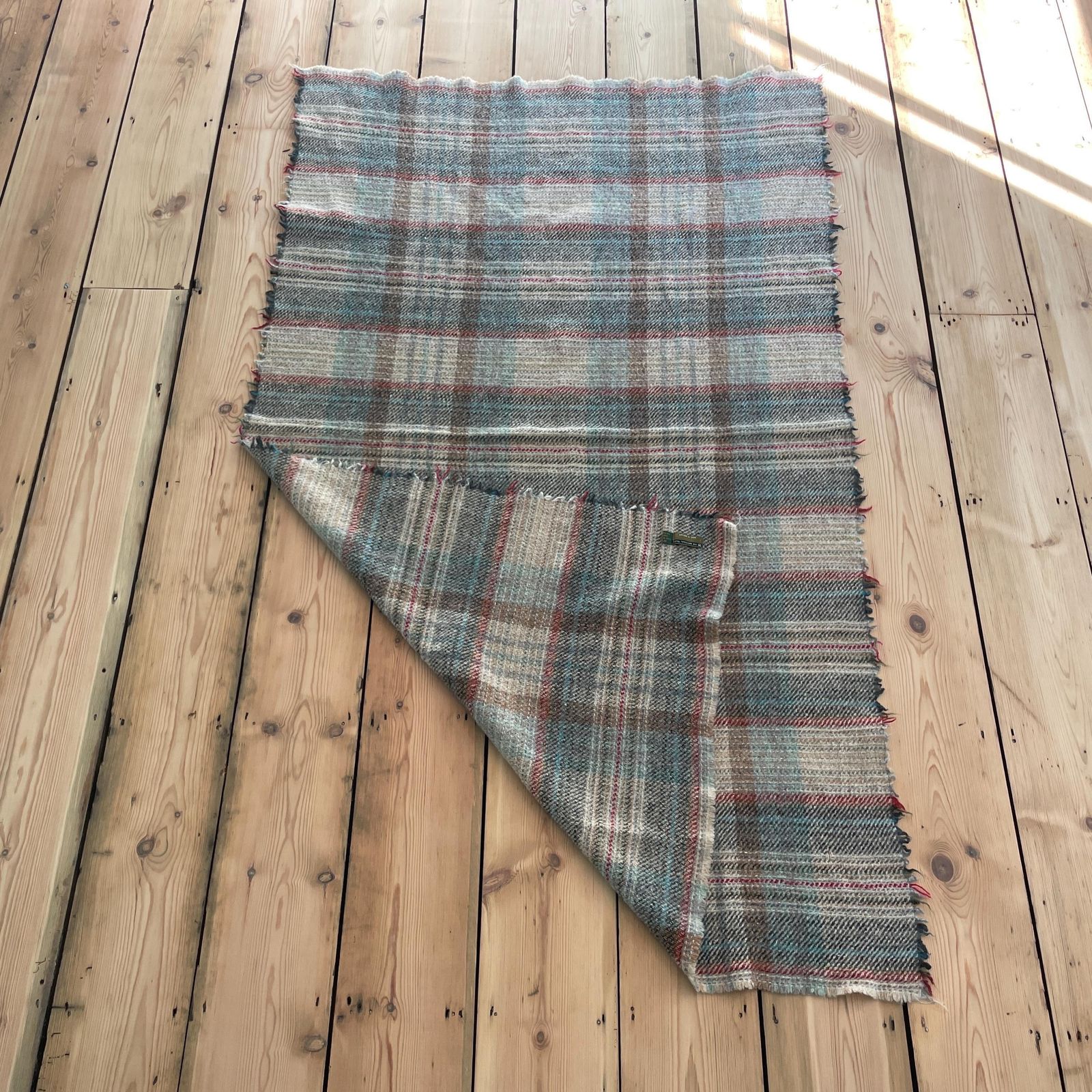 photo furniture The National Trust Wool Blanket Blue Plaid British Heritage Sofa Throw Bed Throw English Countryside Cottage Decor Checked Pattern