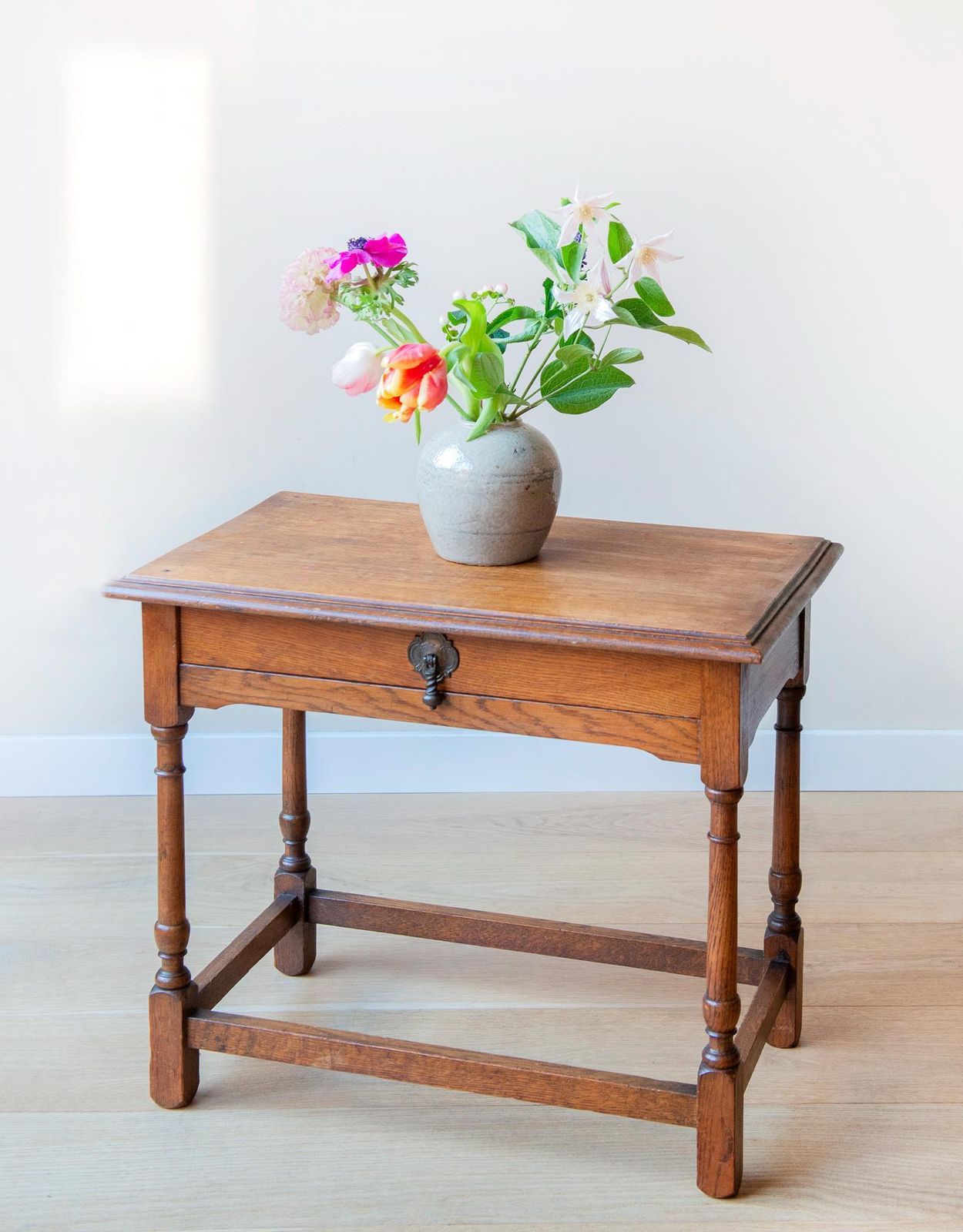 Antique English Oak Side Table – Victorian Hallway Table With Drawer And Turned Legs – Wood Accent Stand photo for sale