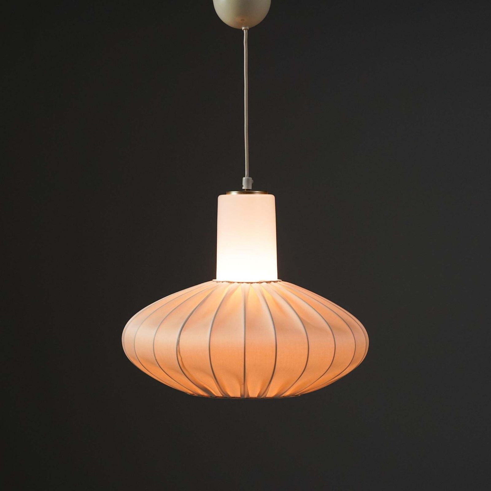 Pendant, Paavo Tynell & Maria Lindeman, Idman Oy, 1960s photo furniture