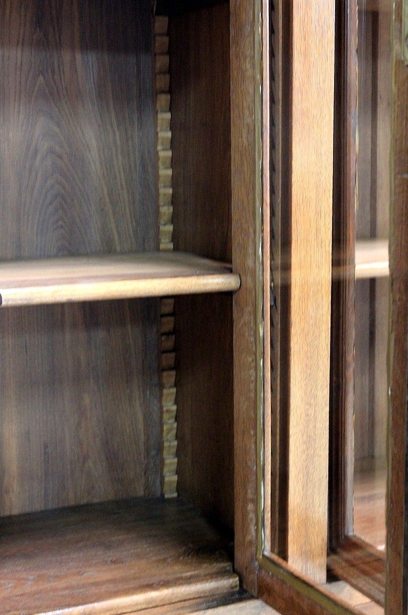 Two Body Library, Nineteenth Century photo vinterior