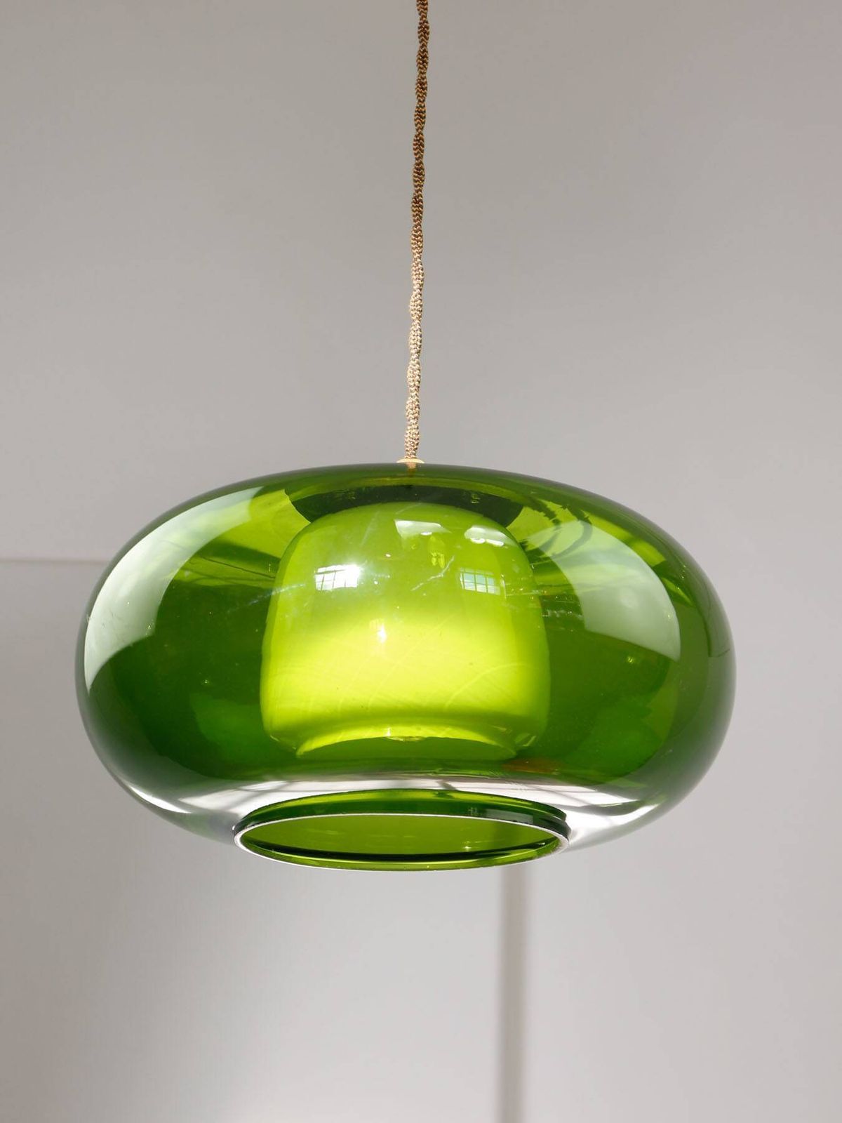photo vintage Mid Century Italian Green Glass & Brass Pendant Lamp, 60s