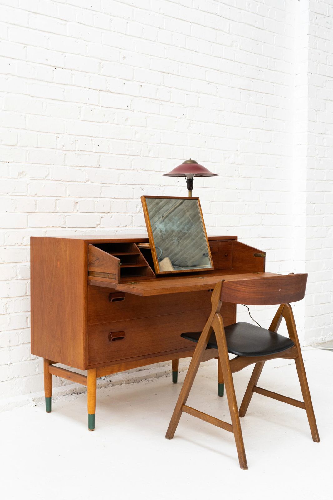 photo vintage Borge Mogensen Vanity Chest For Soborg Mobler