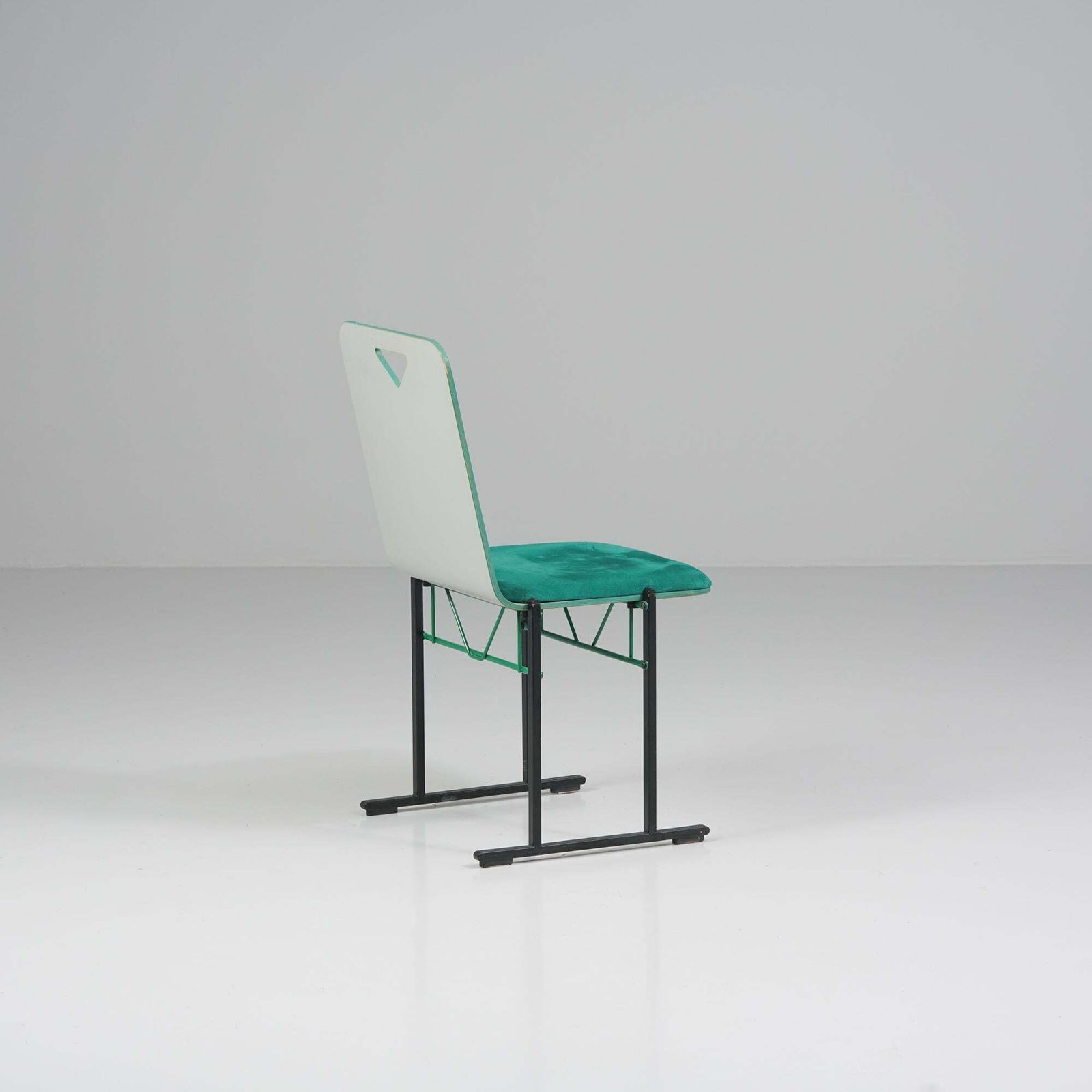 Model A500 Chair, Yrjö Kukkapuro, Avarte, 1980s photo Furniture