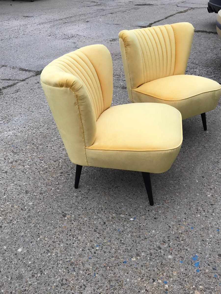 Set Of Yellow Lounge Chairs, 1950s photo vinterior