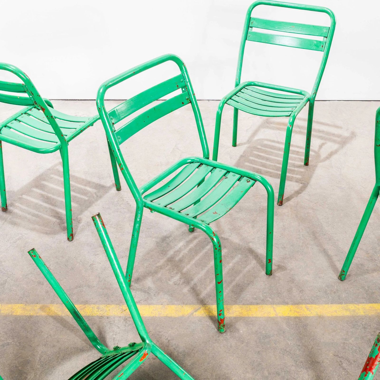 1950’s Original French Tolix Bright Green T2 Dining Chair – Set Of Six photo vinterior