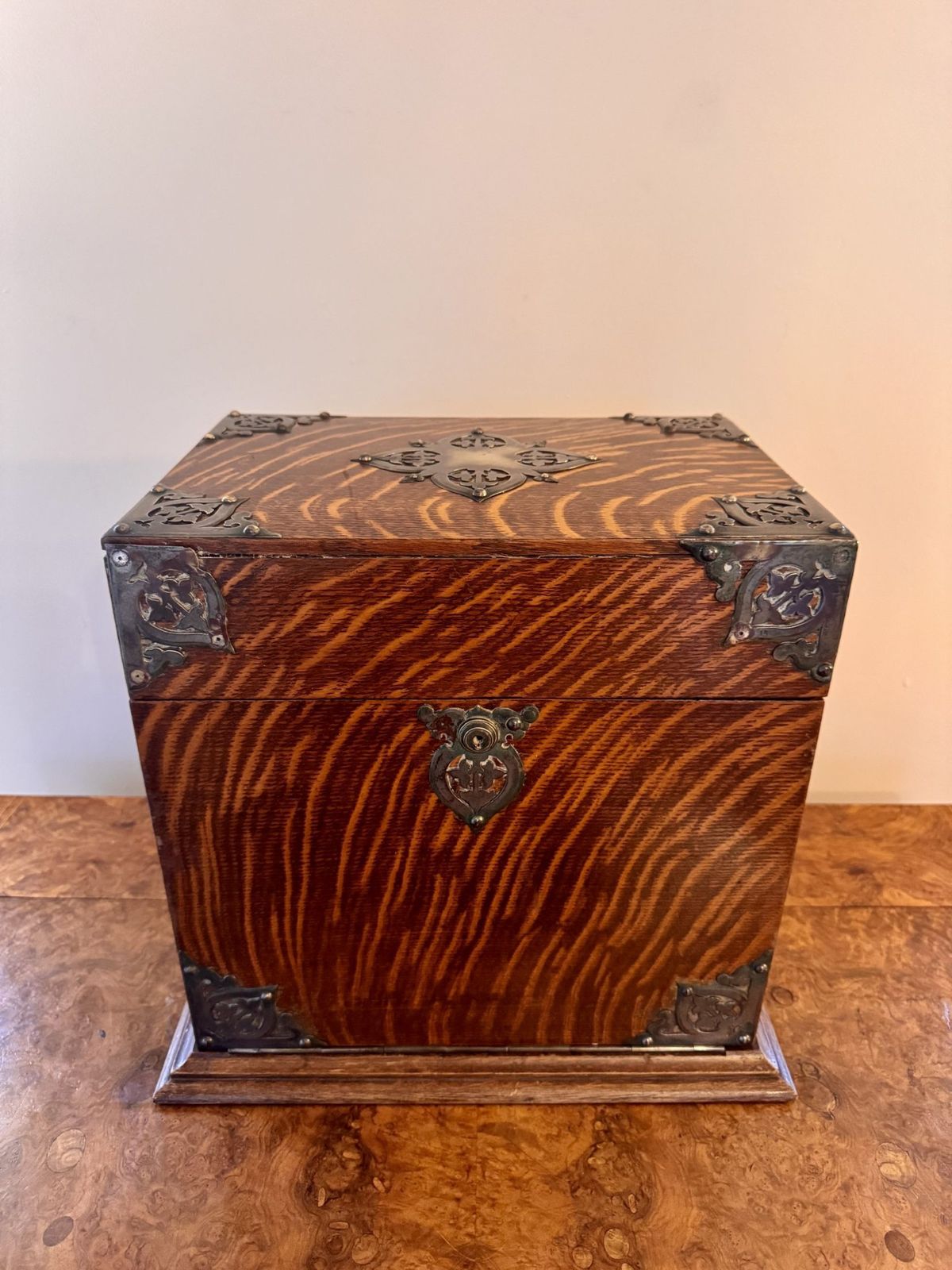 photo furniture Outstanding Quality Antique Oak Decanter And Games Box