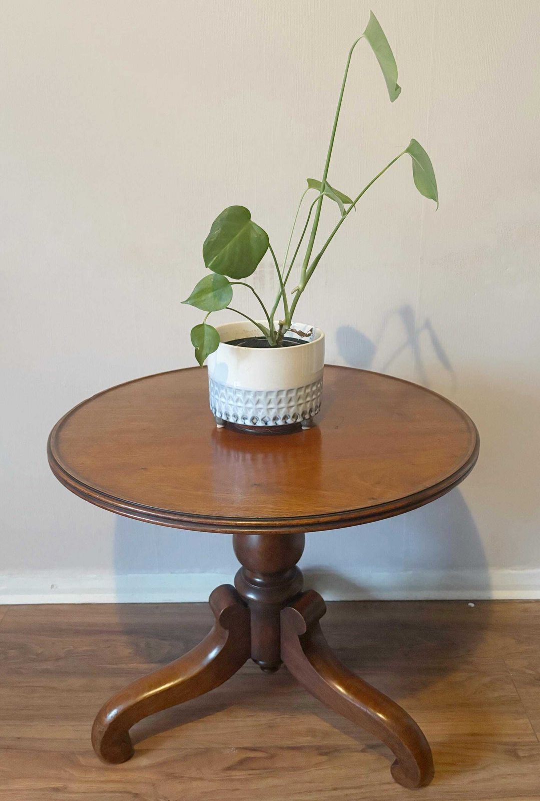 Antique Victorian Mahogany Tri Leg Side/Occasional Coffee Table photo vinterior