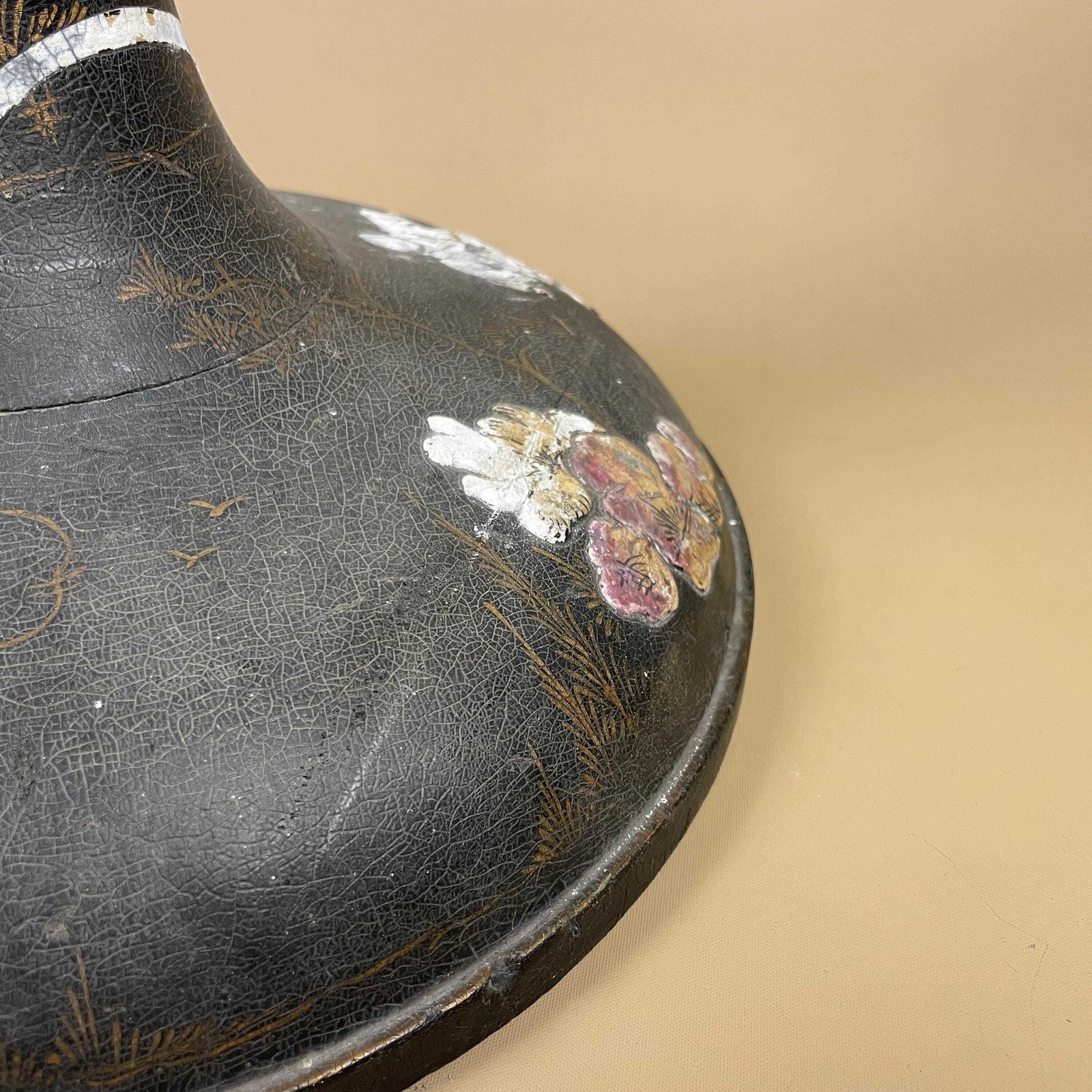 Antique Oriental Wooden Lamp Light Large Japanese Black Hand Painted Pattern Wood Freestanding Aged Unique Bedside Table 74cm Gold photo vintage