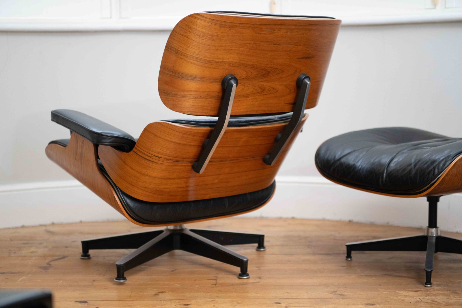 Furniture Original Charles And Ray Eames For Herman Miller   Lounge Chair .Circa 1970 photo