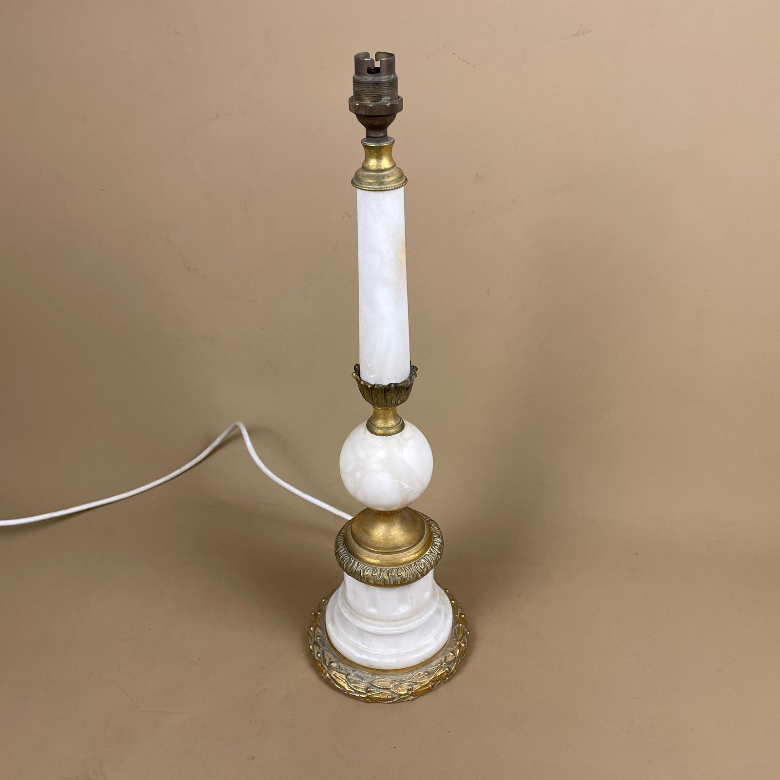 Antique White Marble Lamp Light Bedside Brass Metal Gold Accents Ornate Vintage Round Base Pillar Column Heavy Hollywood Regency Large