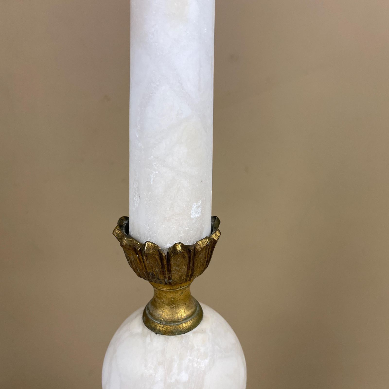 Antique White Marble Lamp Light Bedside Brass Metal Gold Accents Ornate Vintage Round Base Pillar Column Heavy Hollywood Regency Large photo buy