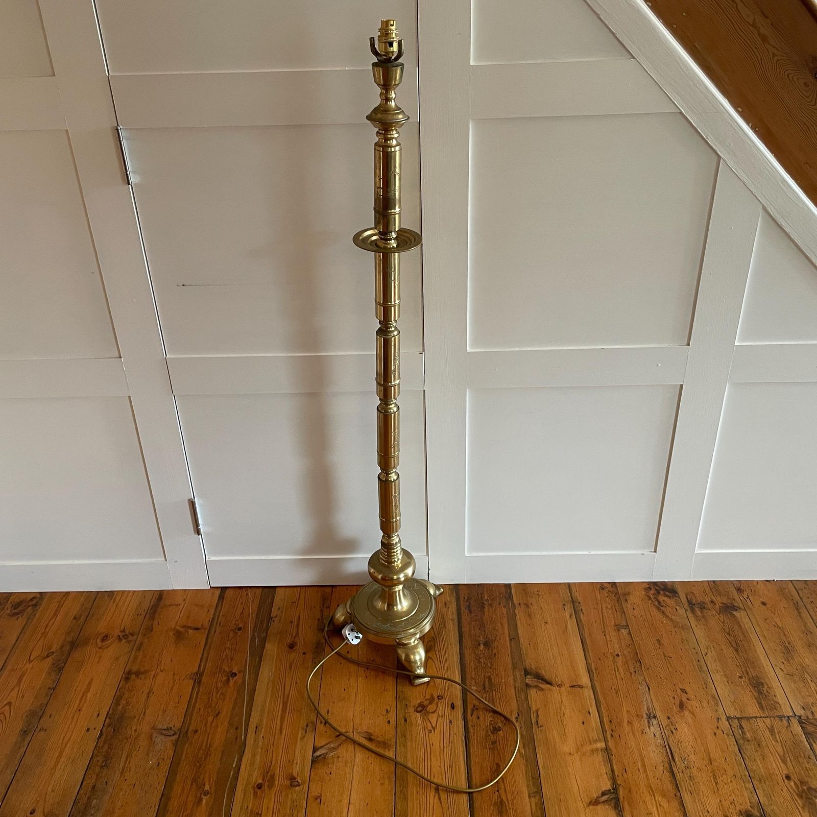 photo buy Antique Metal Brass Japanese Floor Lamp Gold Oriental Engraved Patterned Light Vintage Lighting 3 Feet
